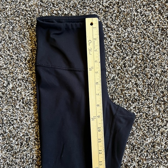 Black High-Rise Full-Length Leggings with Stretchy Fabric - Picture 3 of 5